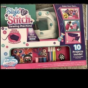 Kids Sewing Machine - Blue and White